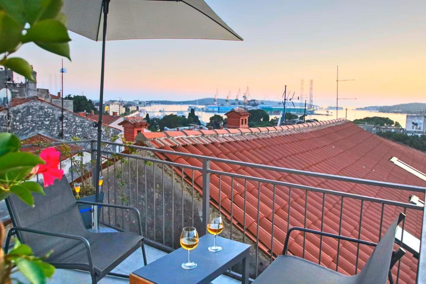 Pula Bay View Apartment Eksteriør bilde