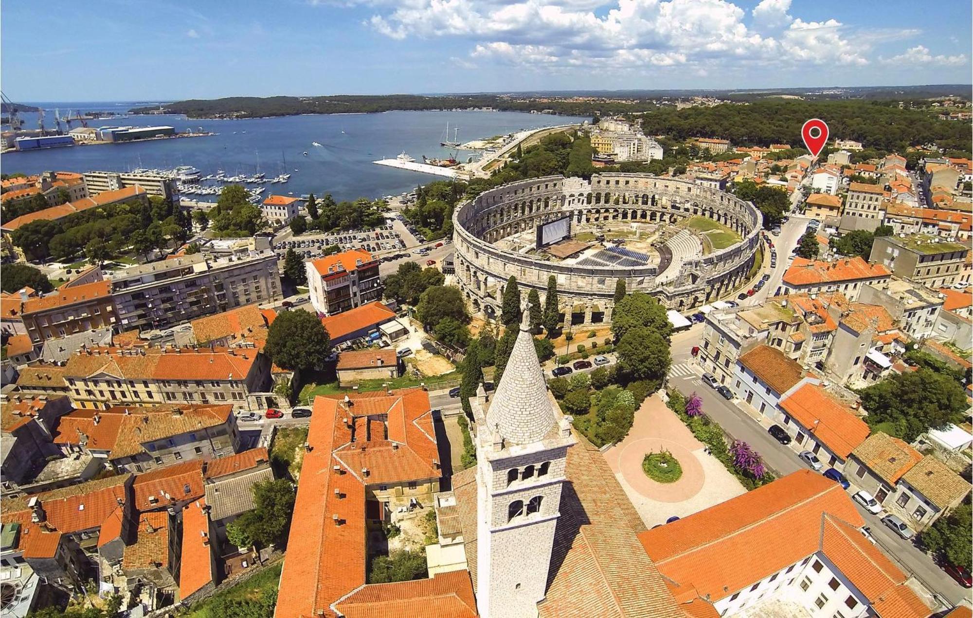 Pula Bay View Apartment Eksteriør bilde